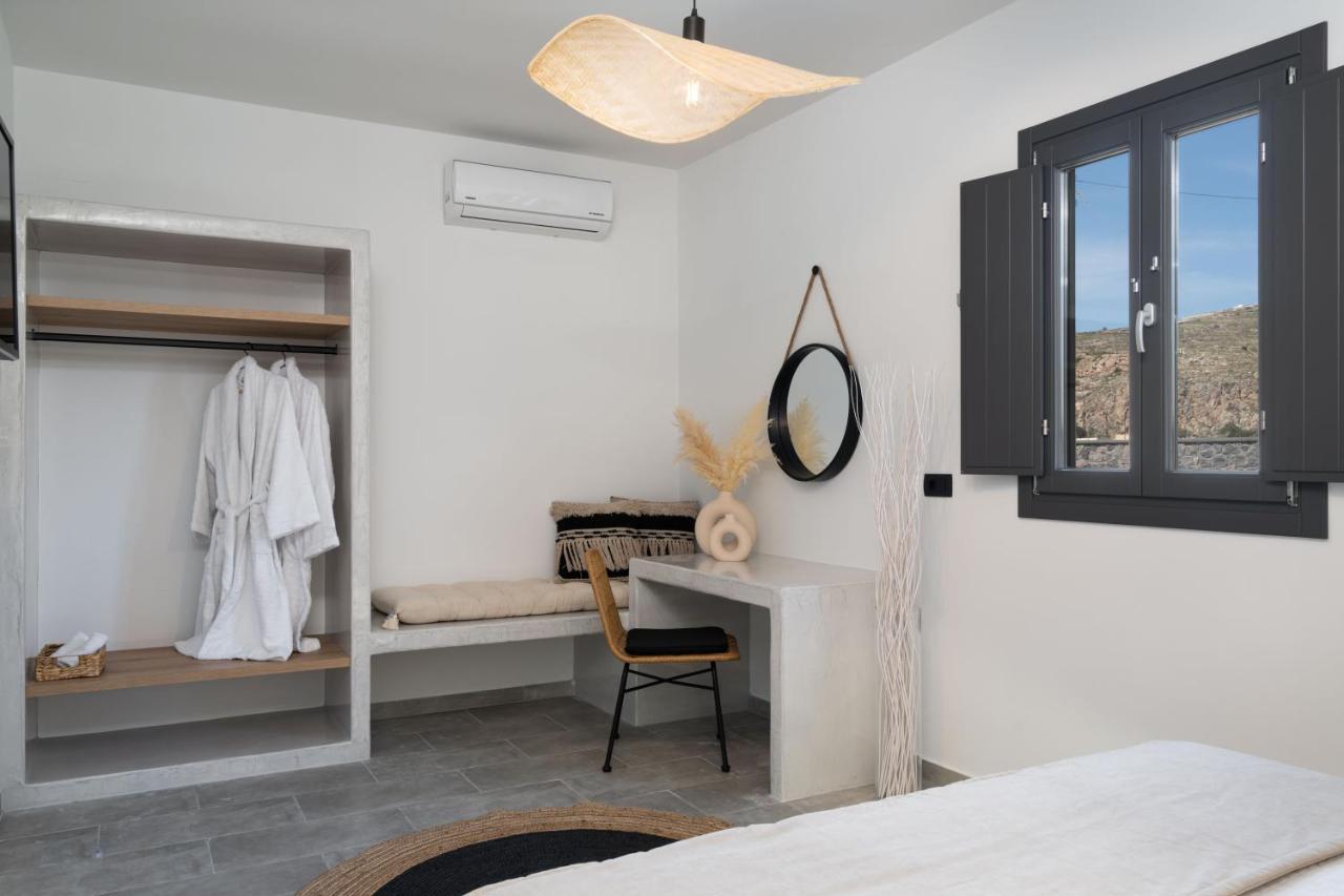 Almira Luxury Suites เปริโวลอส ภายนอก รูปภาพ